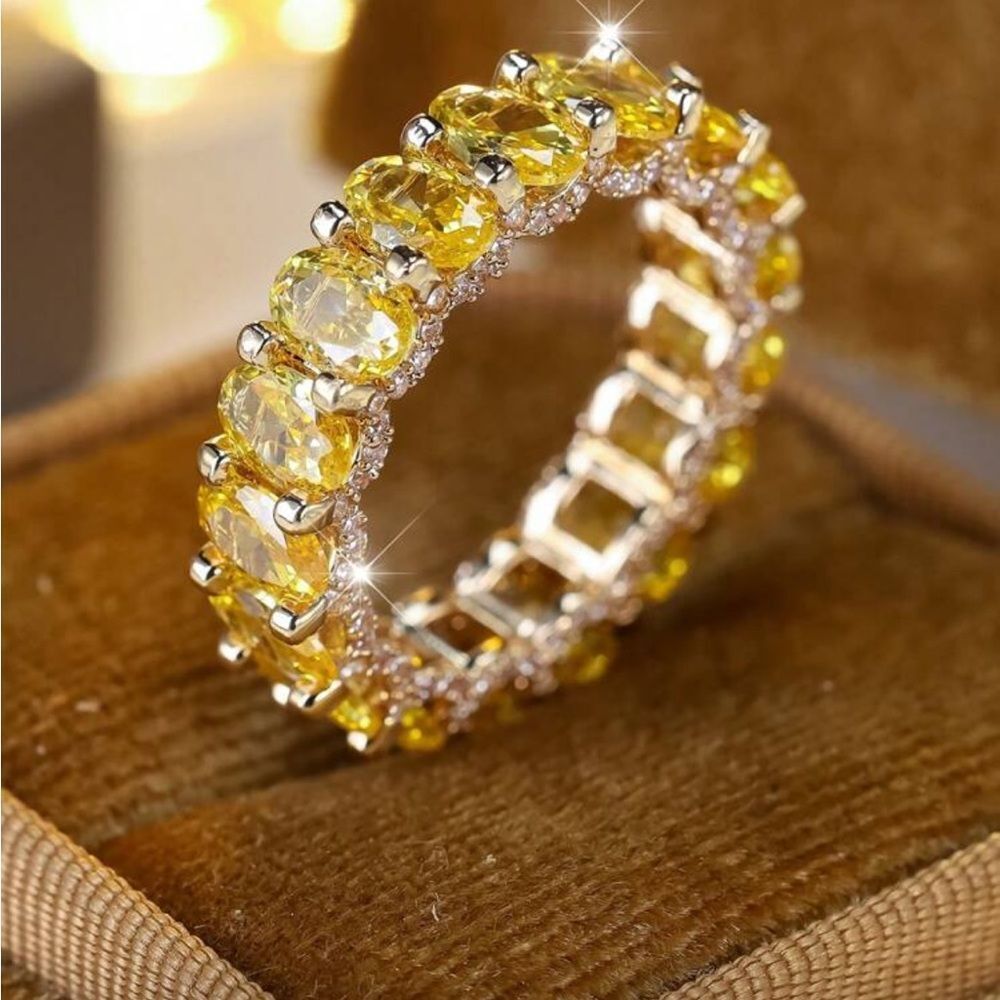 Yellow diamond Ring Q566